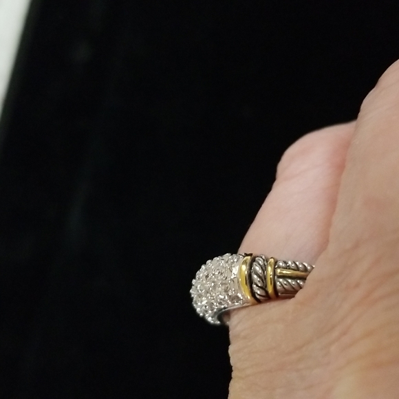 Ring - Picture 3 of 3